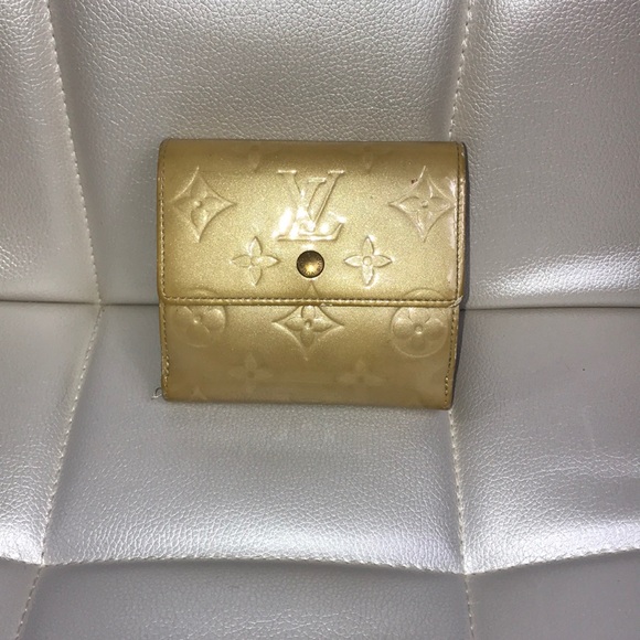 Louis Vuitton Handbags - Louis Vuitton vernis wallet coin purse